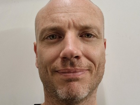 Portrait Florian Bloch