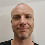 Portrait Florian Bloch